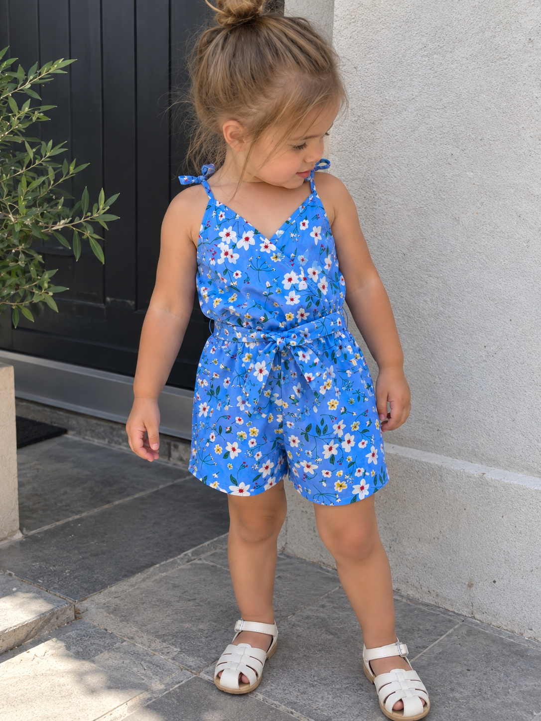 Combinaison-short fleurie bleue SHEIN fille – Taille 2/3 ans